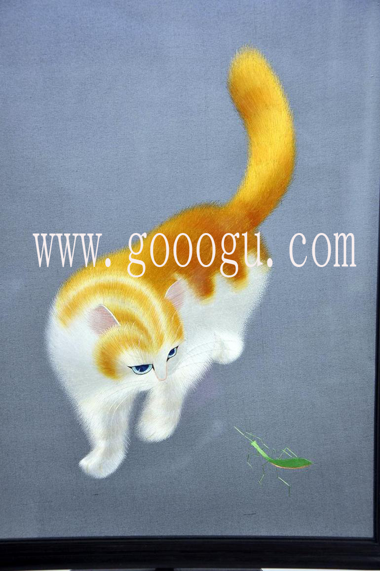 精品繡《貓戲螳螂》繡工精細!